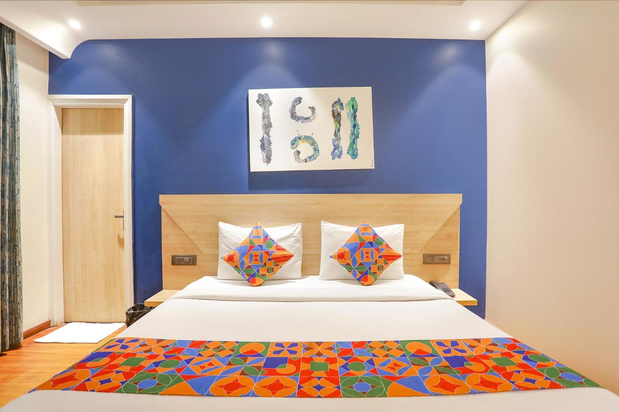 Fabhotel Jhs Studio Gurgaon Eksteriør billede